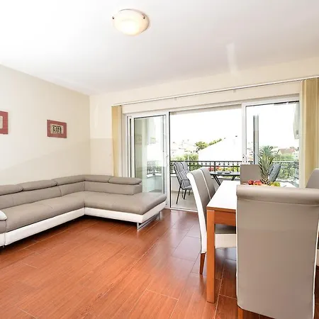 33 Apartamento
